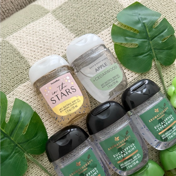 Bath & Body Works Mini Hand Sanitizers Set - Picture 2 of 3